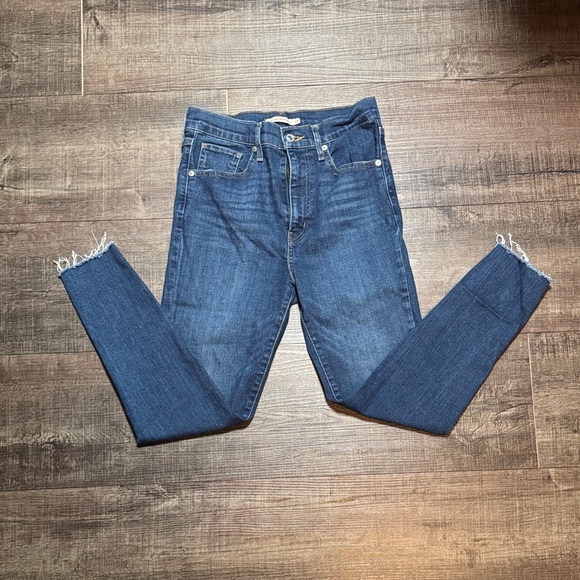 Levi's “Rare Red Tag”Dark Blue Ankle Jeans - Picture 2 of 15